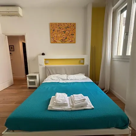 Daire Casa In Centro A - Giardini Margherita