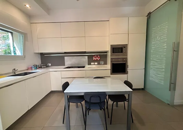 Casa In Centro A - Giardini Margherita *